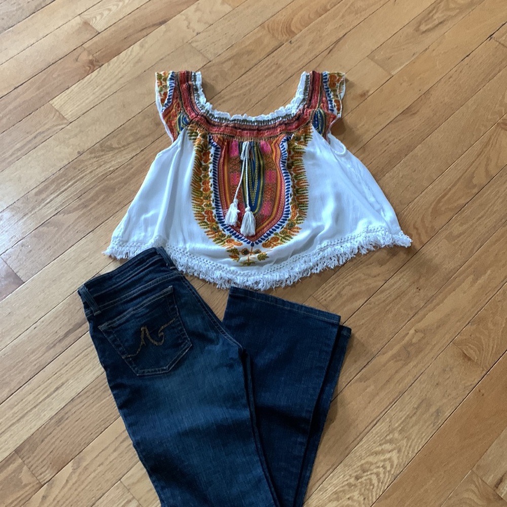 SOLD Cute boho top from Rebellion - Picture 2 of 6